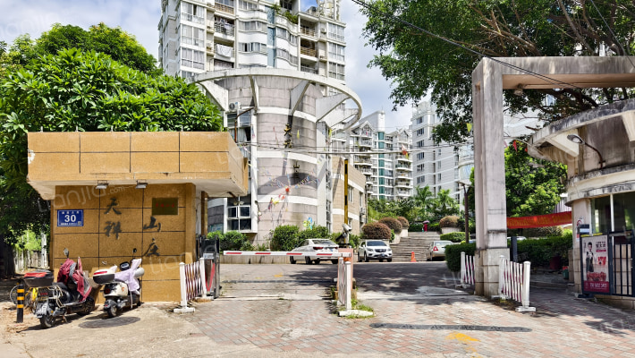 天祥山庄外景图