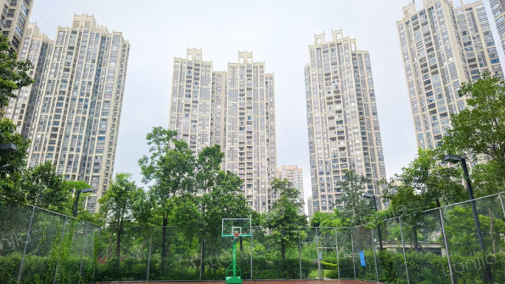 保利香槟国际花园外景图