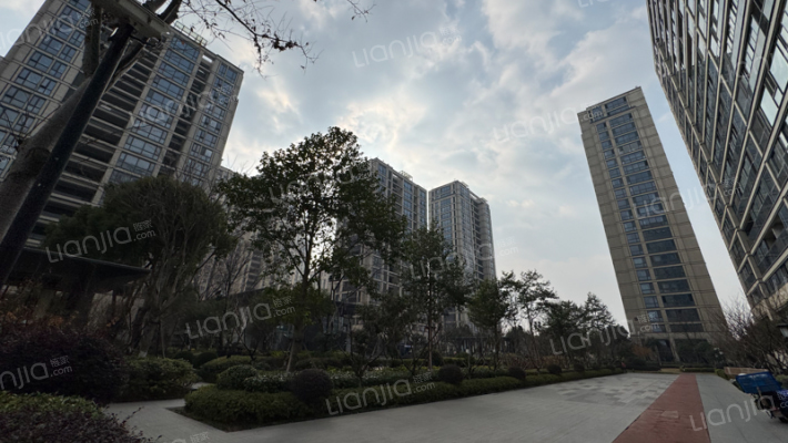 尼盛绿城春江明月外景图