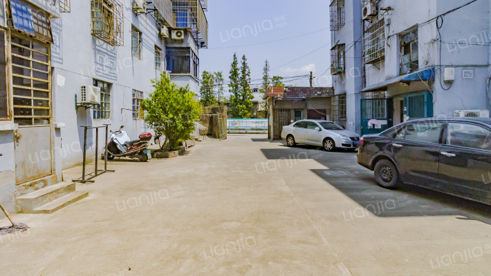 东碶路46号外景图