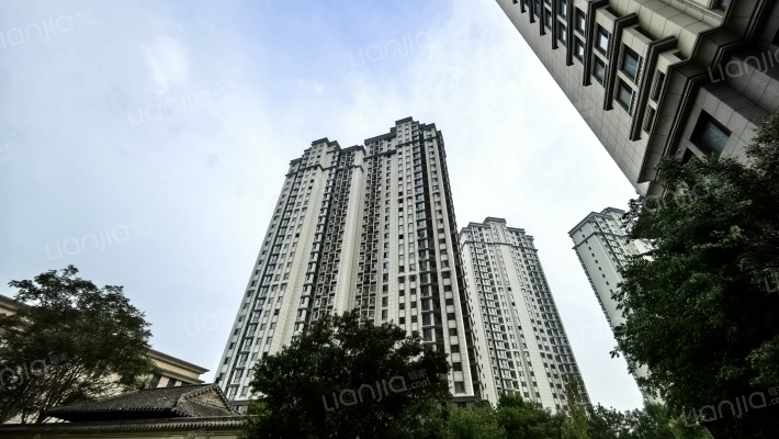 八方观园外景图