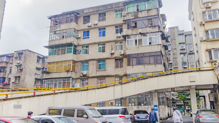 东风有限汉办社区外景图