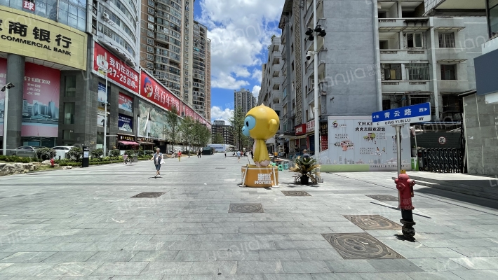 青云路260号外景图