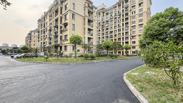 雁沙公寓外景图