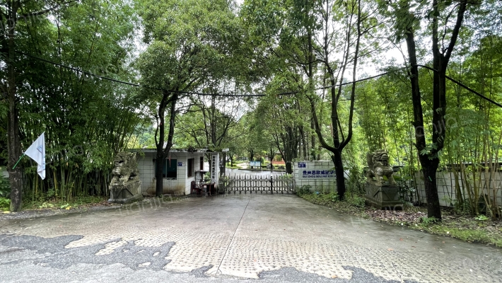 灵达渡假村外景图