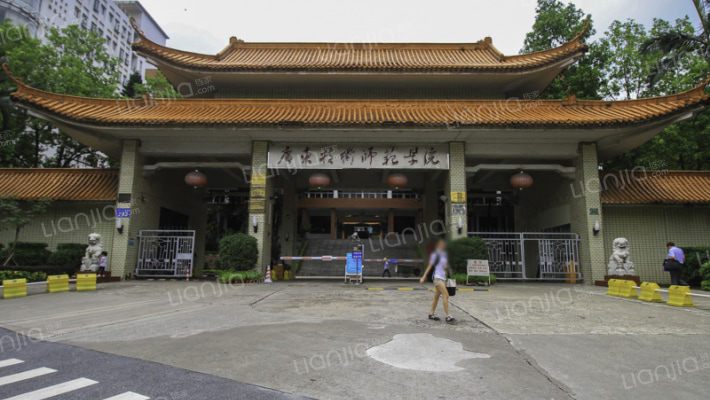 民族学院宿舍外景图