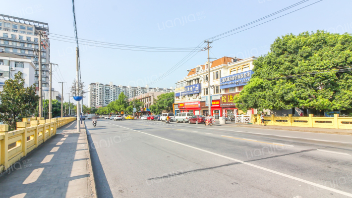 月光公寓外景图