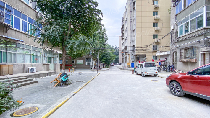 咸宁中路313号外景图