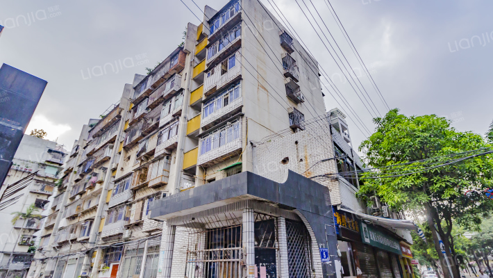 华馨小区外景图