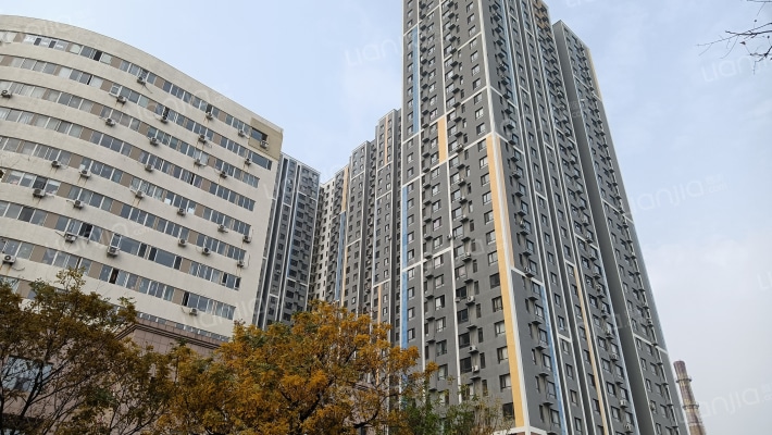 新东方公寓三期外景图