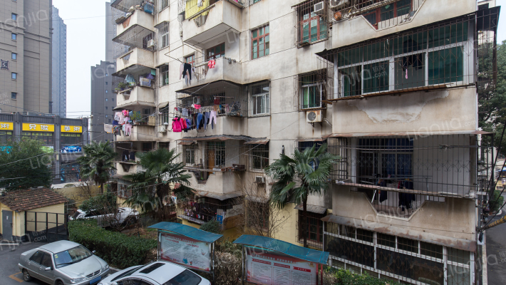 模具小区外景图