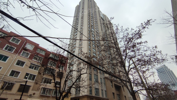 红星大厦外景图