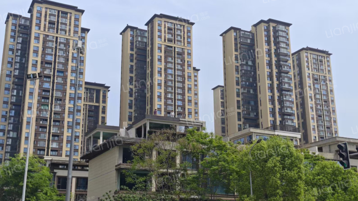 保利天汇外景图