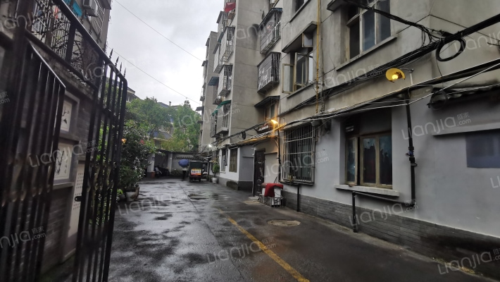 温泉路66号外景图