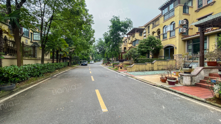 美加橘郡外景图