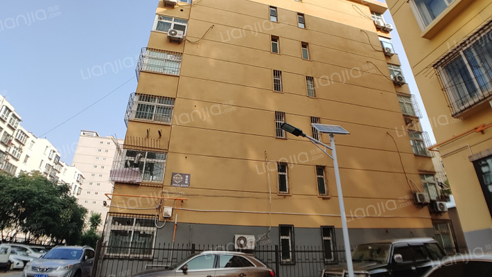 锦宏房地产公司外景图