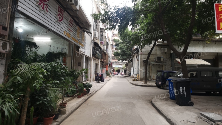 海侨街三巷外景图