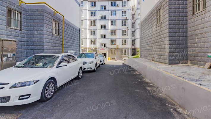 宏泰花苑西区外景图