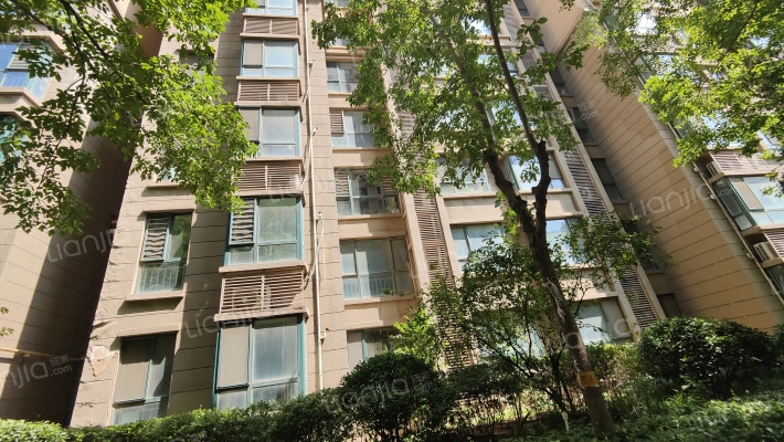 华基君程领寓外景图