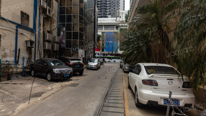 愉景大厦外景图