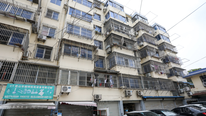 朝阳西路102号外景图