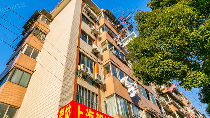 东缘公寓外景图