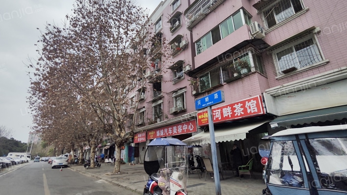 普利小区外景图