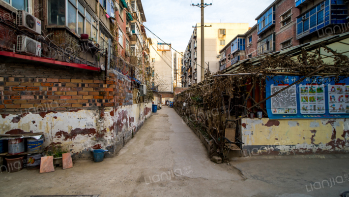 东三街北段6号院外景图