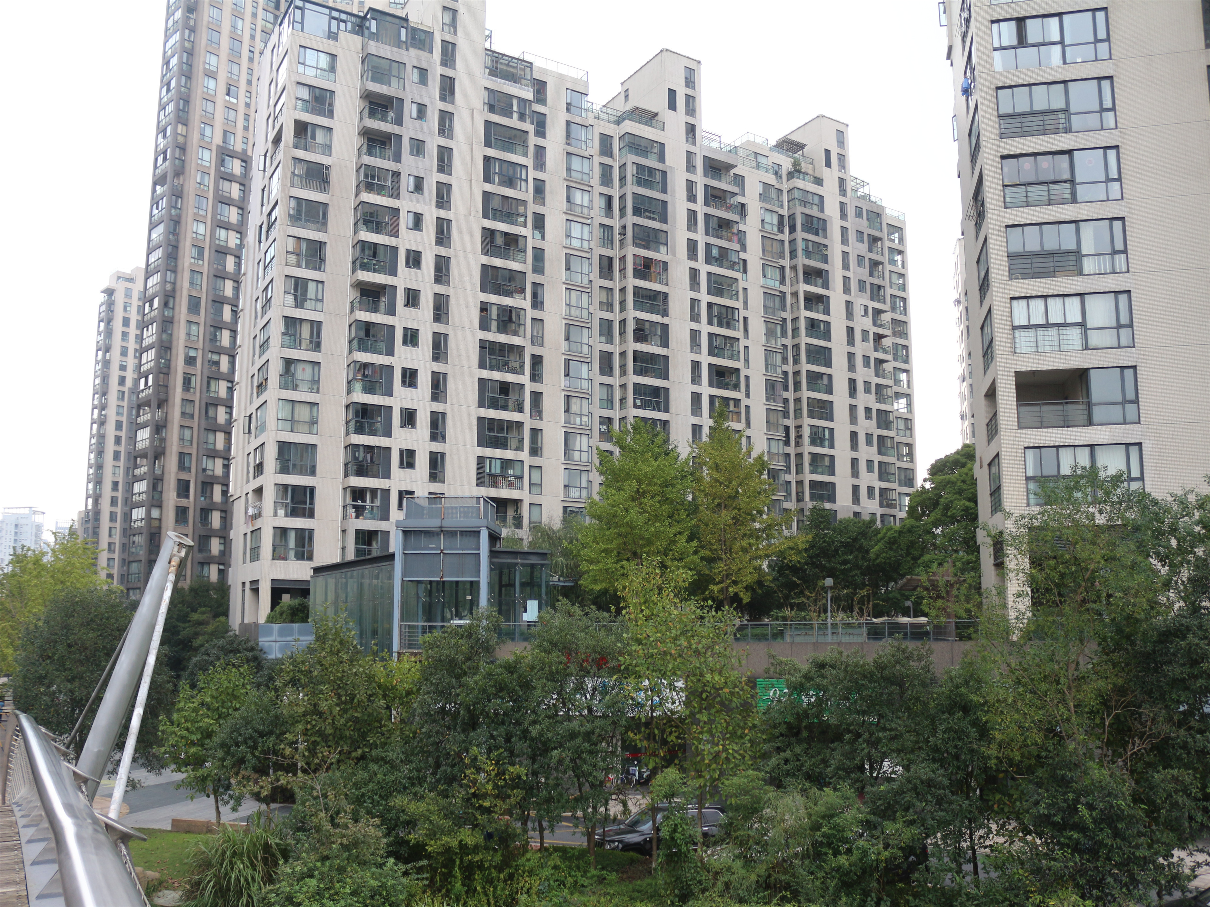 彩虹城小区实景 2