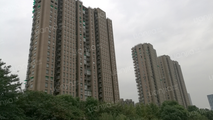 翠苑逸景湾外景图