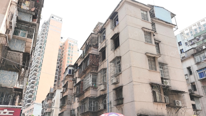 麦地路六巷外景图