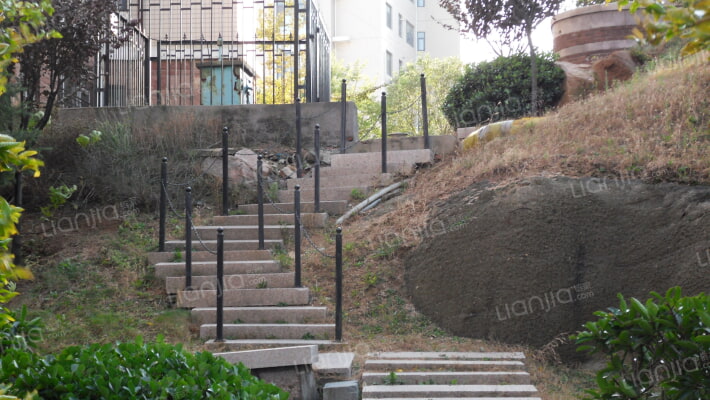 碧佛林山庄外景图