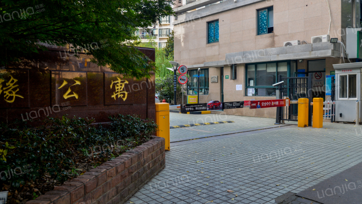 龙缘公寓外景图