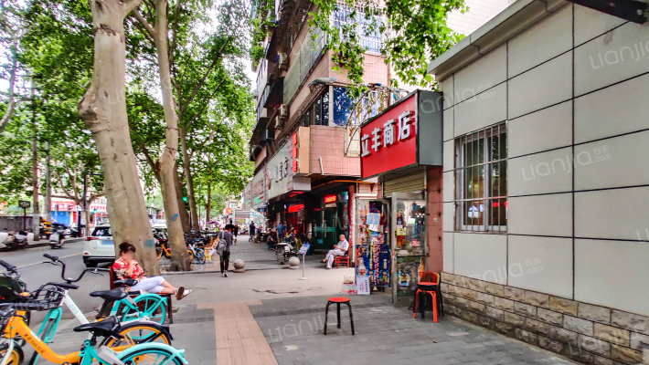 立丰公寓外景图