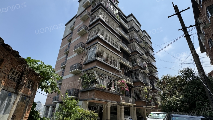 福高单位宿舍外景图