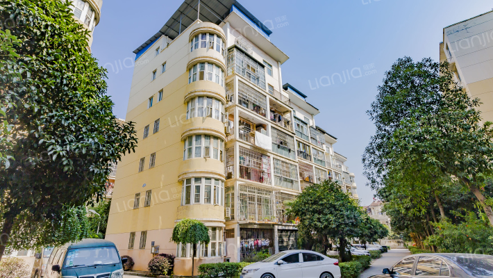 丽景雅苑小区外景图