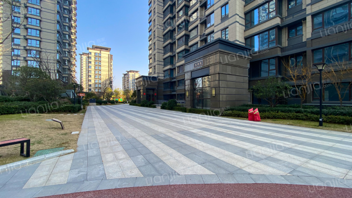 悦湖国际外景图