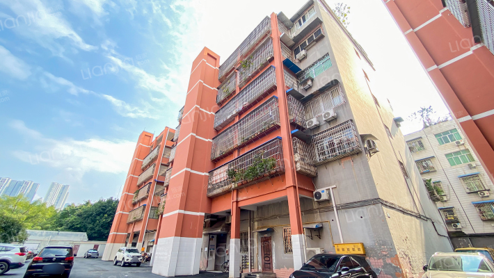 网络公司家属院外景图