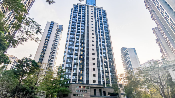 栖棠映山外景图