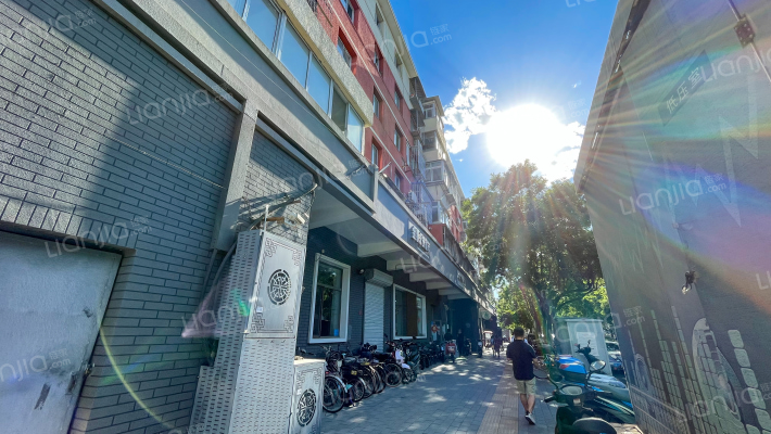 南横西街外景图