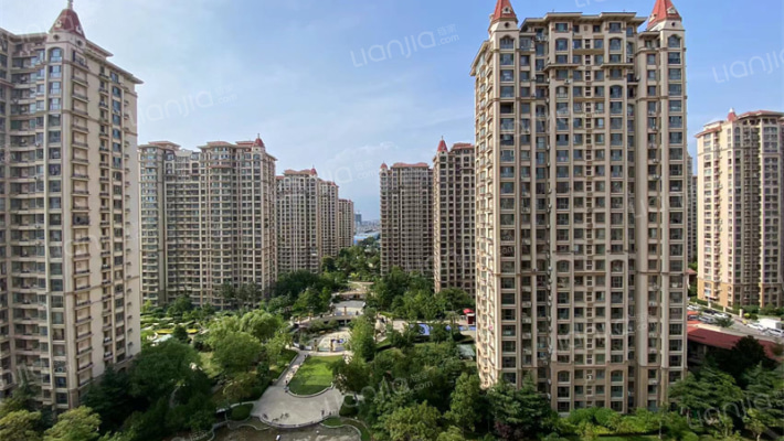 中南世纪城一期外景图