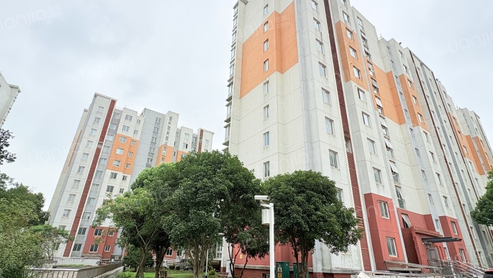 阳澄湖畔花苑一区外景图