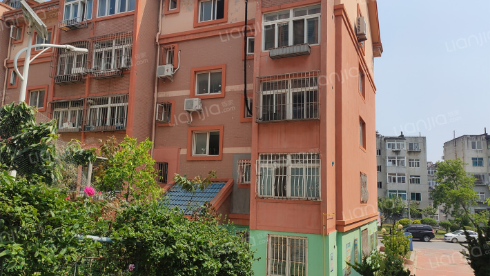 向阳家园外景图