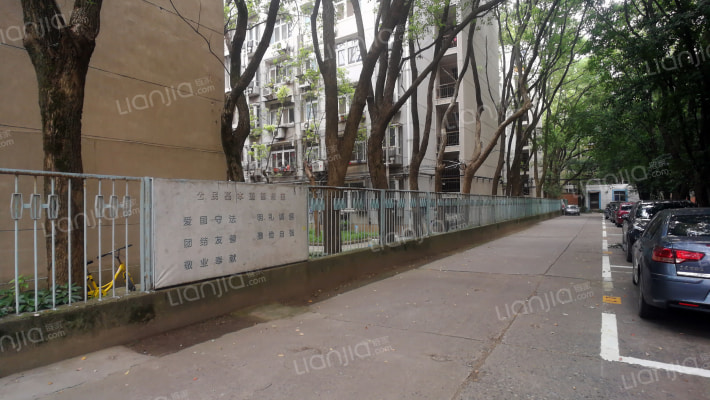 卫生厅宿舍外景图