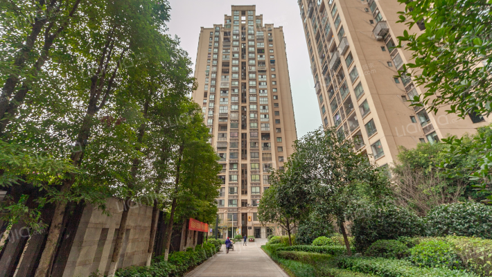 银翔翡翠谷B区外景图