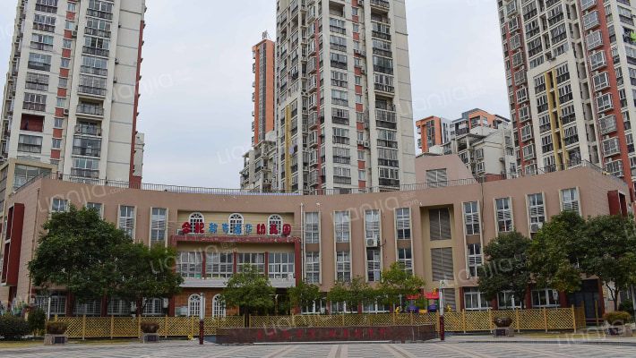 都市清华外景图