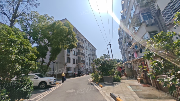 惠龙新村H区68-83号外景图