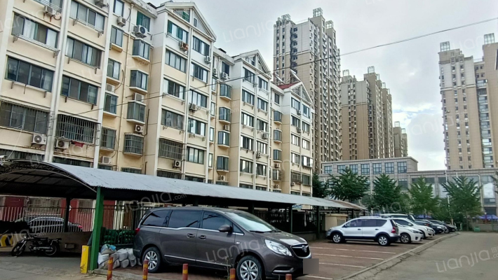 邮政小区外景图