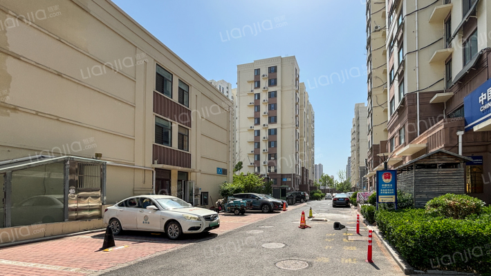 水清新居外景图