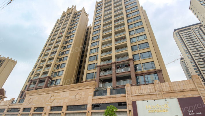 新怡豪门外景图